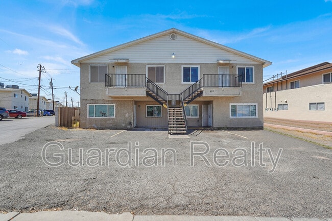 Primary Photo - 801 N Major Ave