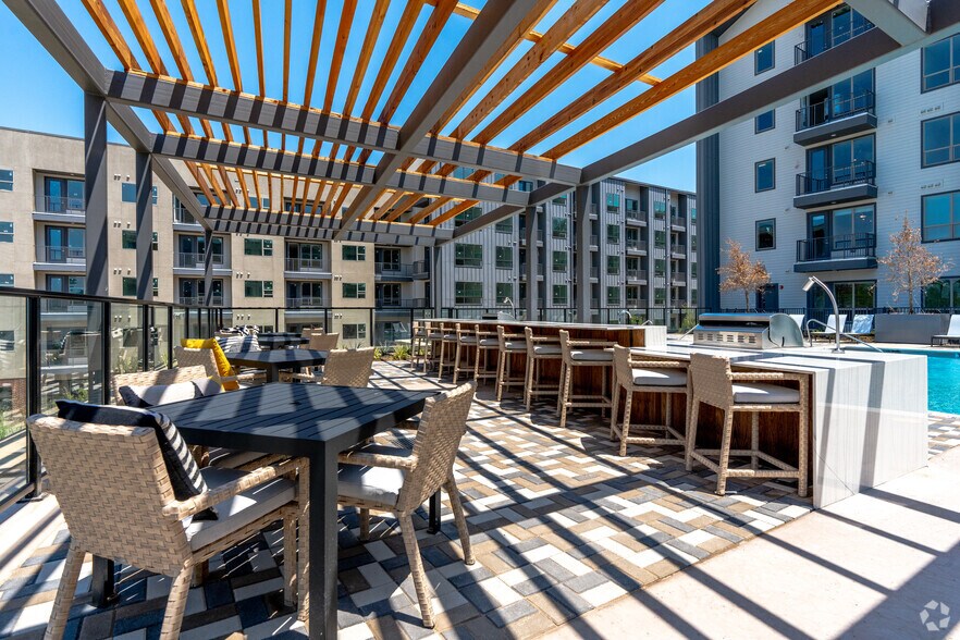 Crystal Springs 5332 Trinity River Trl Fort Worth TX 76114 Apartment Finder