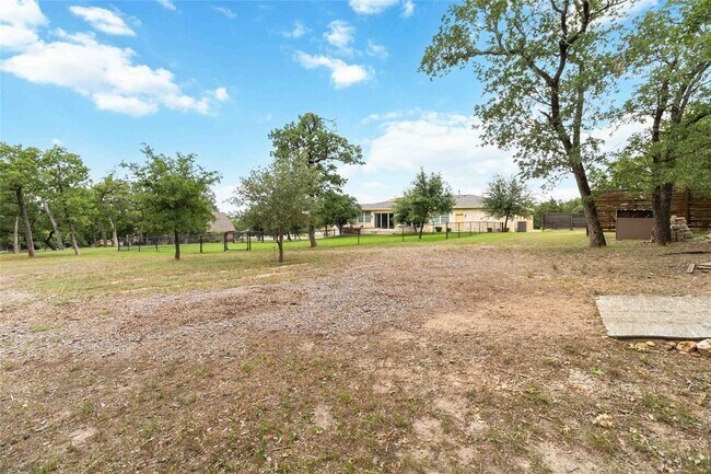 Building Photo - 129 Powder Horn Rd