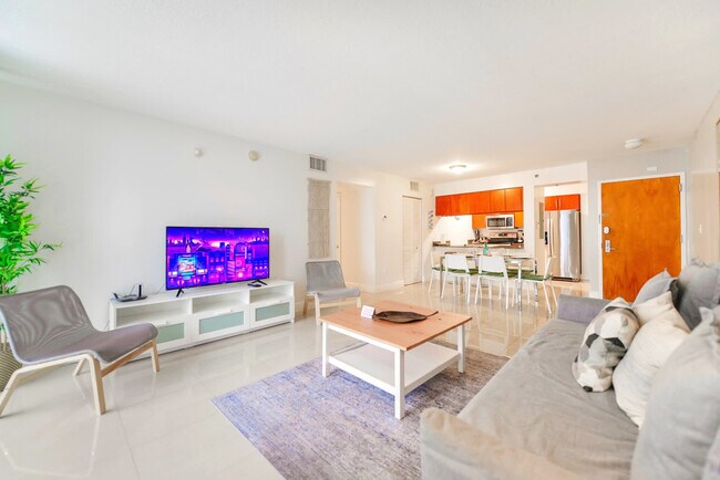 Primary Photo - 1200 Brickell Bay Dr