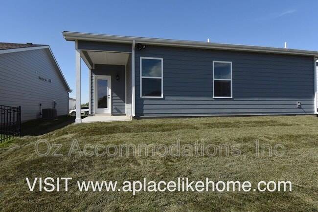 Building Photo - 3009 NW 96th St