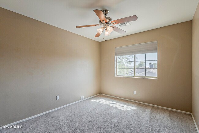 Building Photo - 5764 E Everhart Ln
