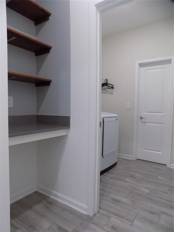 Building Photo - 1713 Chatsworth Cir