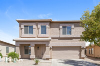 Building Photo - 334 E Taylor Trail