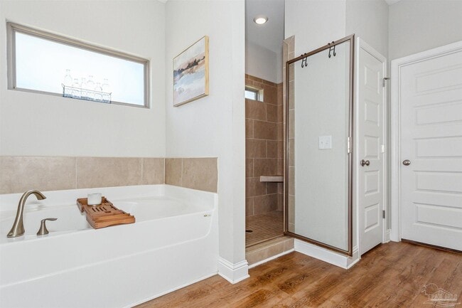 Building Photo - 400 Broadleaf Cir
