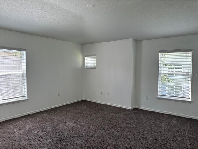 Building Photo - 6624 S Goldenrod Rd