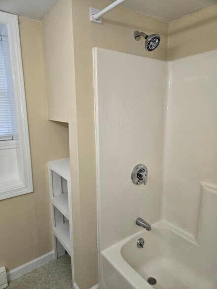 Building Photo - 63 10th St