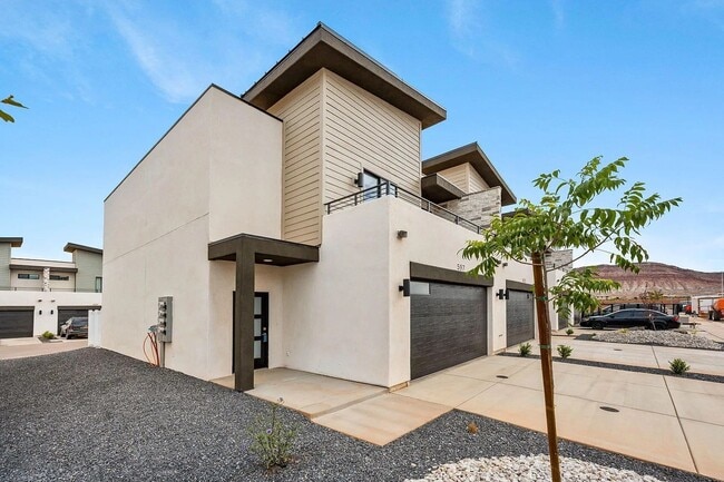 Building Photo - Brand New 3 Bedroom Townhome in Washington