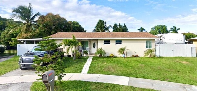 Primary Photo - 10261 SW 169th St