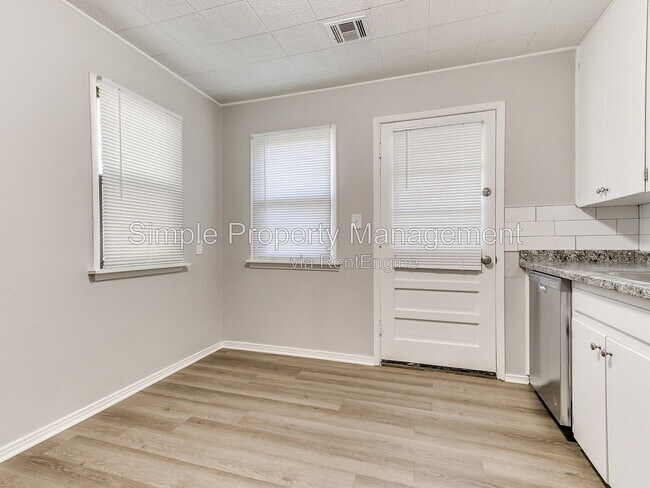 Building Photo - 2221 Brighton Ave