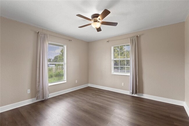 Building Photo - 5320 SW 115th Loop