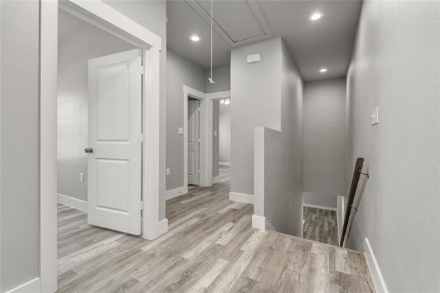 Building Photo - 401-403-403 W Elm St