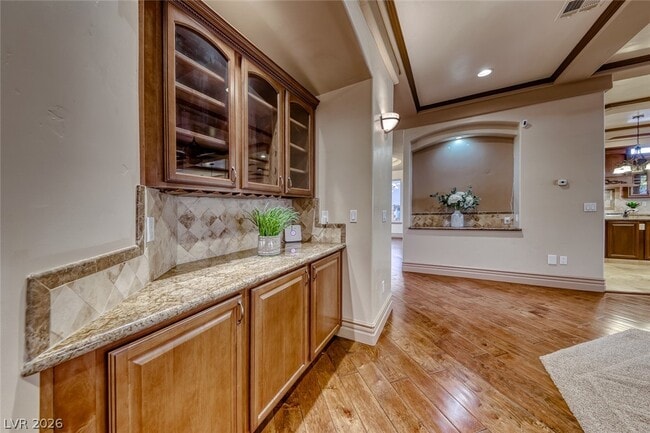 Building Photo - 905 Rhyolite Terrace