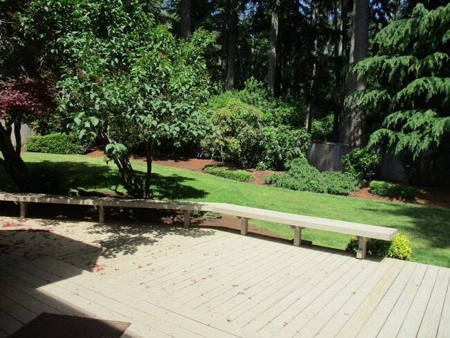 Building Photo - Beautiful 3 Bedroom Home in Gig Harbor