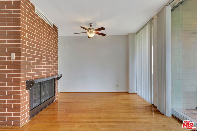 Building Photo - 1300 Midvale Ave