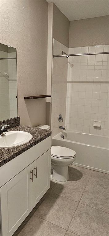 Building Photo - 13475 Crest Lake Dr