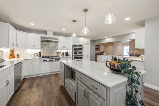 Building Photo - 1781 Quail Ridge Dr