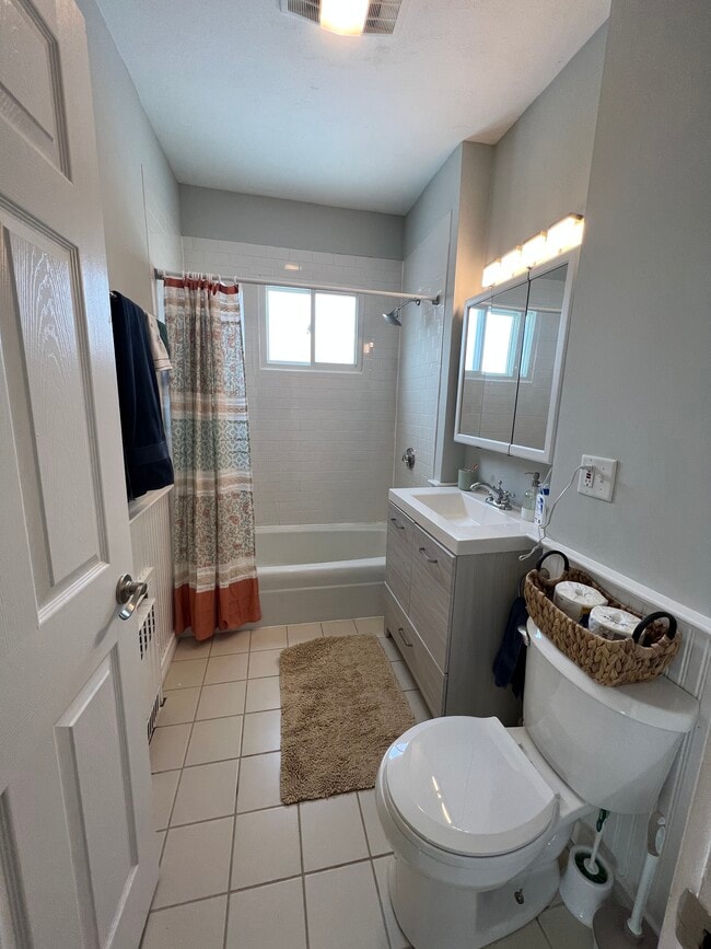 Building Photo - 307 Highland Ave