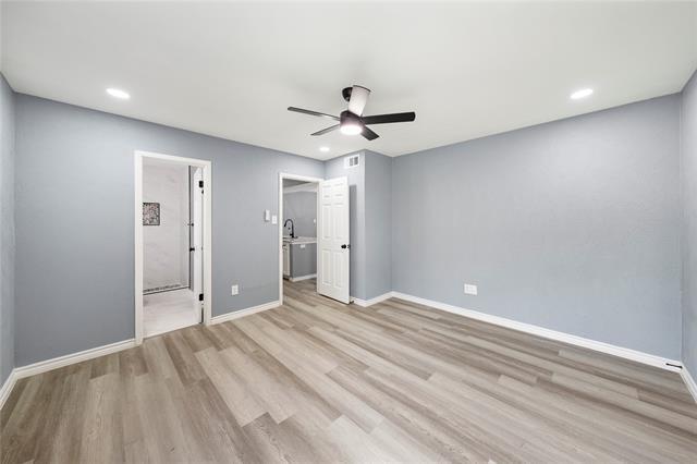 Building Photo - 2517 Clearwood Dr