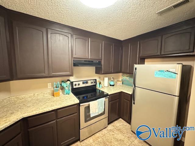 Building Photo - 109 SW Brushcreek Dr