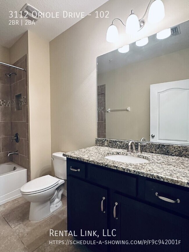 Building Photo - 3112 Oriole Dr