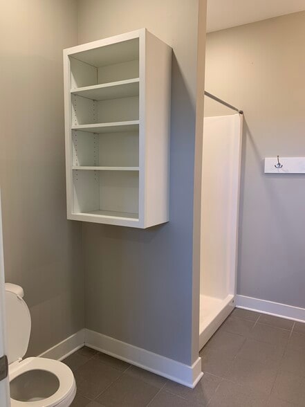 Bathroom - 142 Straight Ave SW