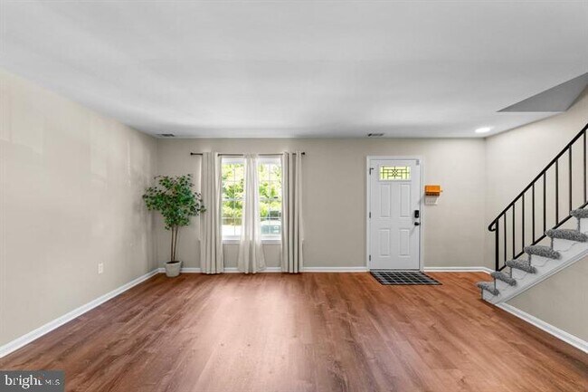 Building Photo - 3715 Mainsail Cove