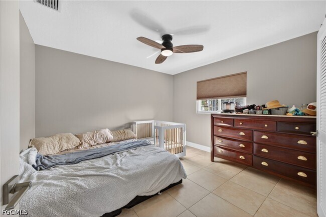 Building Photo - 27256 San Marino Dr