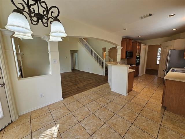 Building Photo - 933 Wilderness Pass