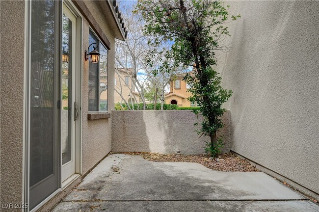Building Photo - 11375 Belmont Lake Dr