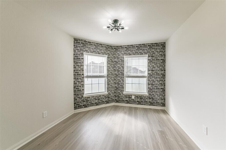 Building Photo - 15238 Snowdrop Field Dr