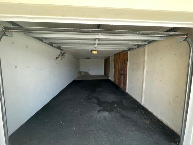 Building Photo - 3717 Cardinal Blvd