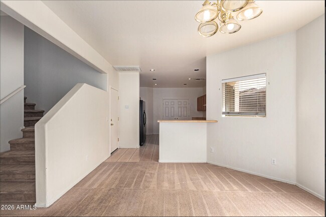 Building Photo - 513 W Beautiful Ln