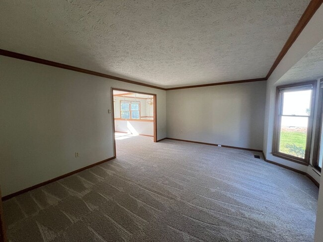 Building Photo - Single Family Corner Lot House located in ...