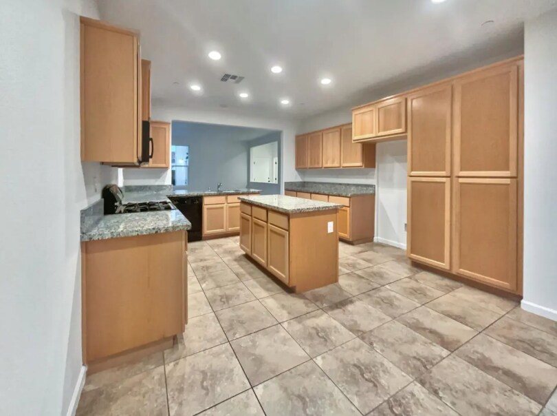 Building Photo - 1817 Terracina Dr