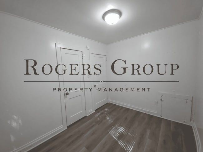 Building Photo - 980 Burr St