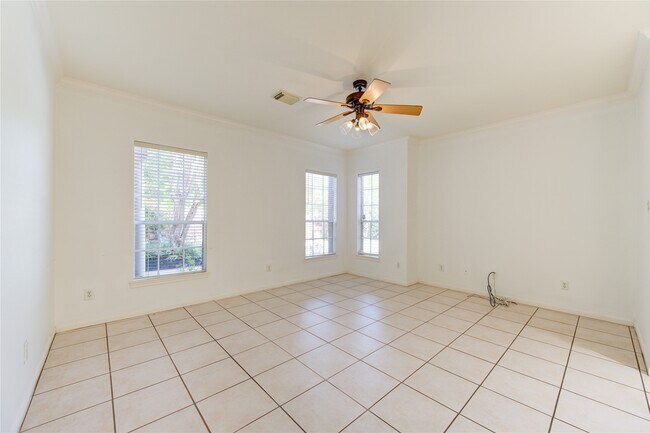 Building Photo - 13915 Aspen Cove Ct