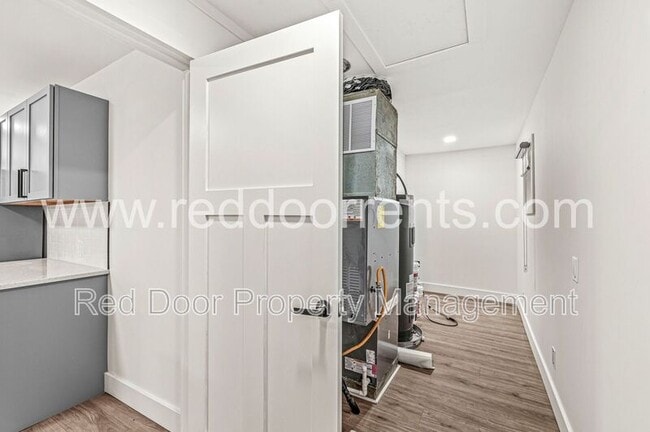 Building Photo - 1254 McDougal St