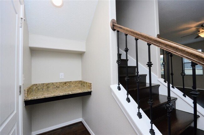 Building Photo - 11061 Little Blue Heron Dr