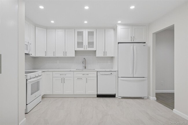 Building Photo - 70 Pheasant Run