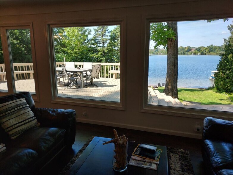 Building Photo - 1700 Hamilton Dr