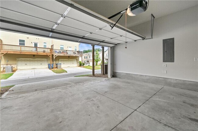 Building Photo - 3798 Hidden Valley Cir
