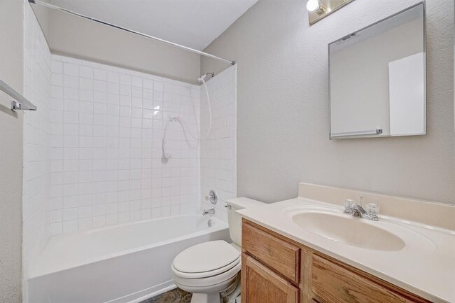 Building Photo - 314 Bello Dr