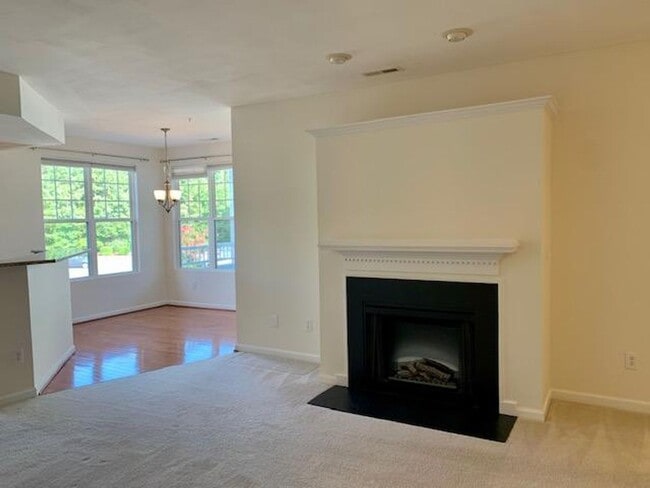Building Photo - 426 Eyam Hall Ln