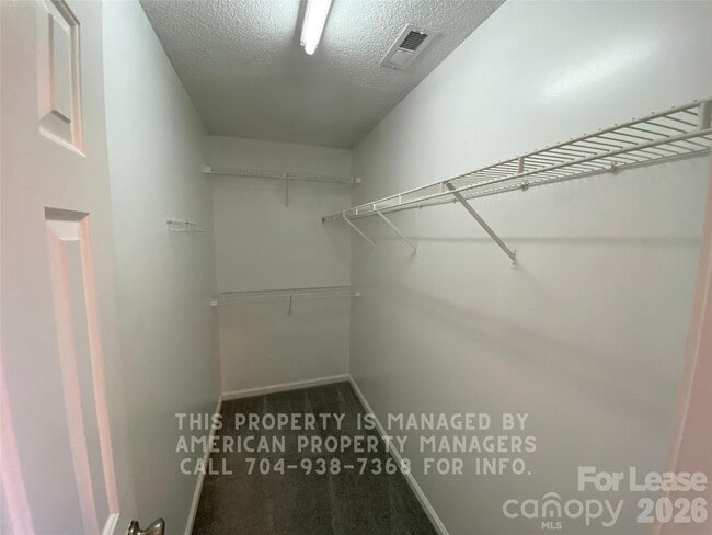 Building Photo - 1271 Midlake Ave