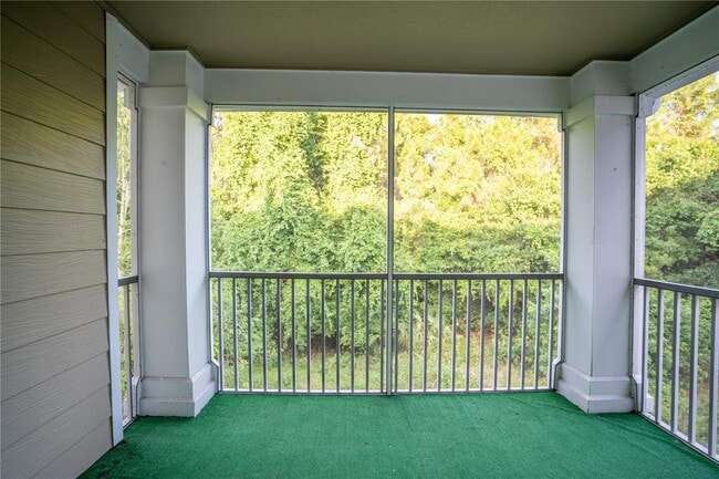 Building Photo - 13037 Mulberry Park Dr