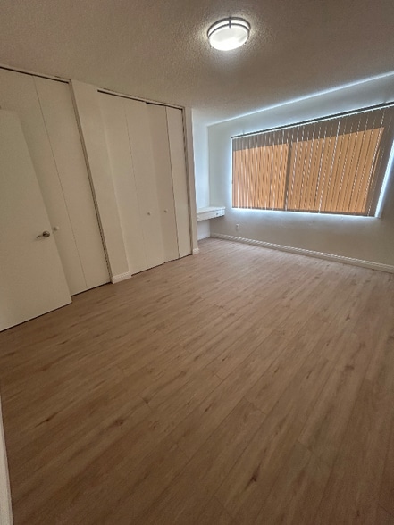 Building Photo - 10200 De Soto Ave