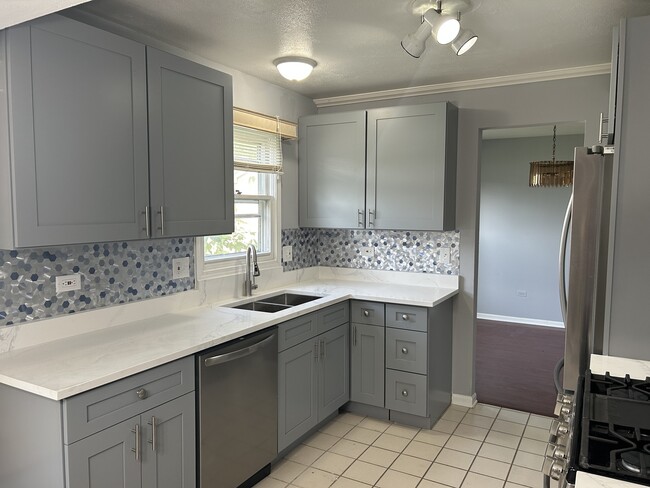Building Photo - 1312 Darlington Ct