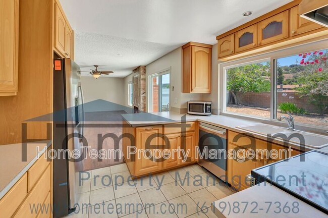 Building Photo - 630 Rivera St