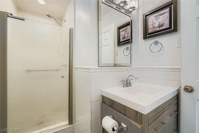 Building Photo - 1711 S 6th St